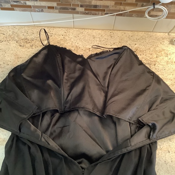 Allen Schwartz Privé Black Strapless Gown Size 12 - Picture 7 of 9